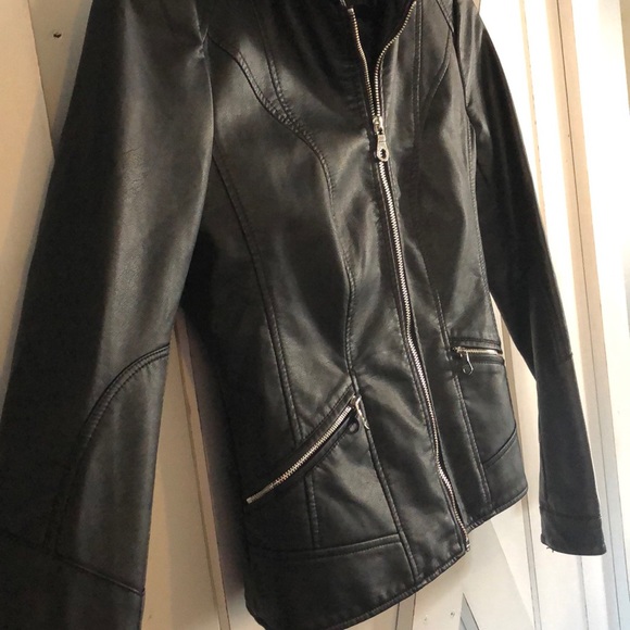 Guess Leather Jacket - Picture 4 of 5